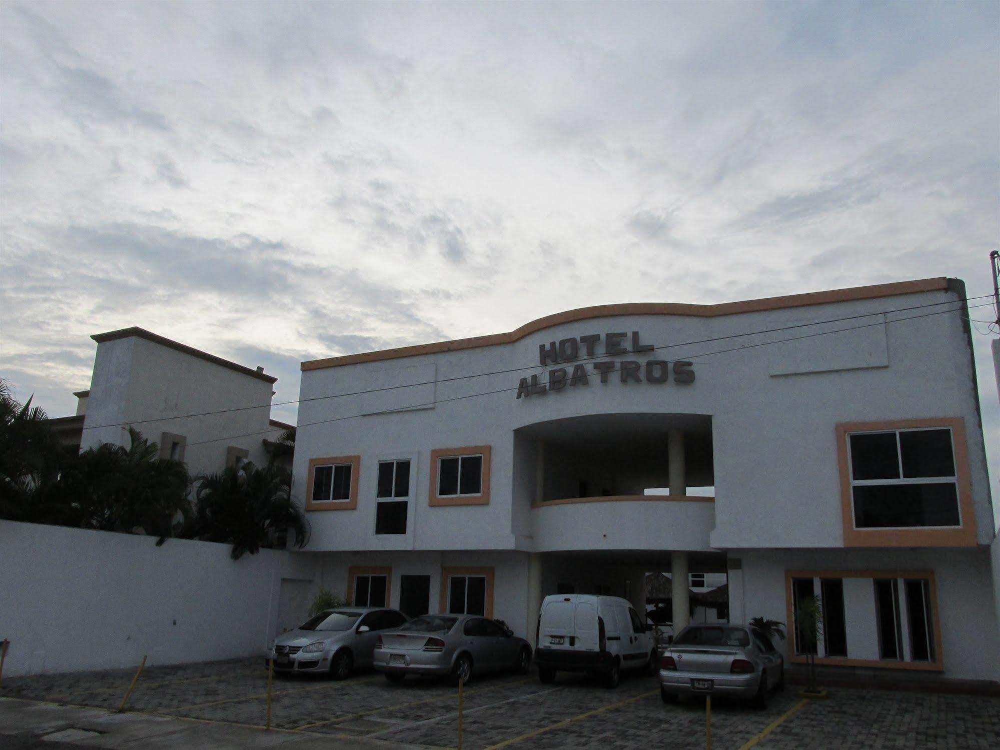 Hotel Albatros Palace Manzanillo Exteriör bild